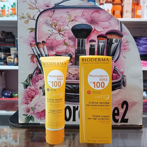 ضدآفتاب رنگی( بژ روشن) مدل فتودرم مکس spf 100 فرانسوی 🧡
